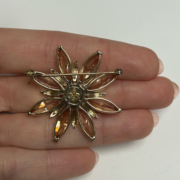 Suzy Levian Yellow Sterling Silver Orange White CZ Floral Large Brooch NWT - Picture 2 of 4
